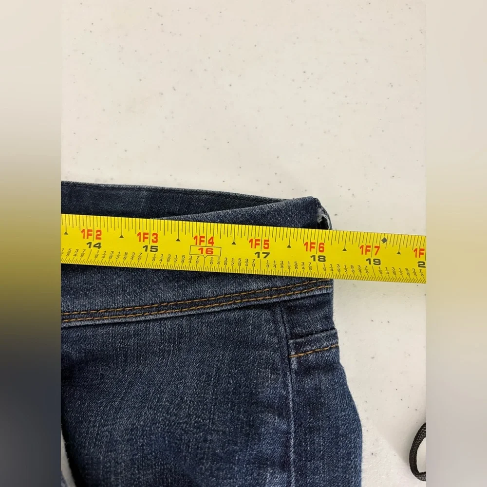 HUDSON Collin Flap Pocket Skinny Jean Size 32 Distressed EUC 612‎